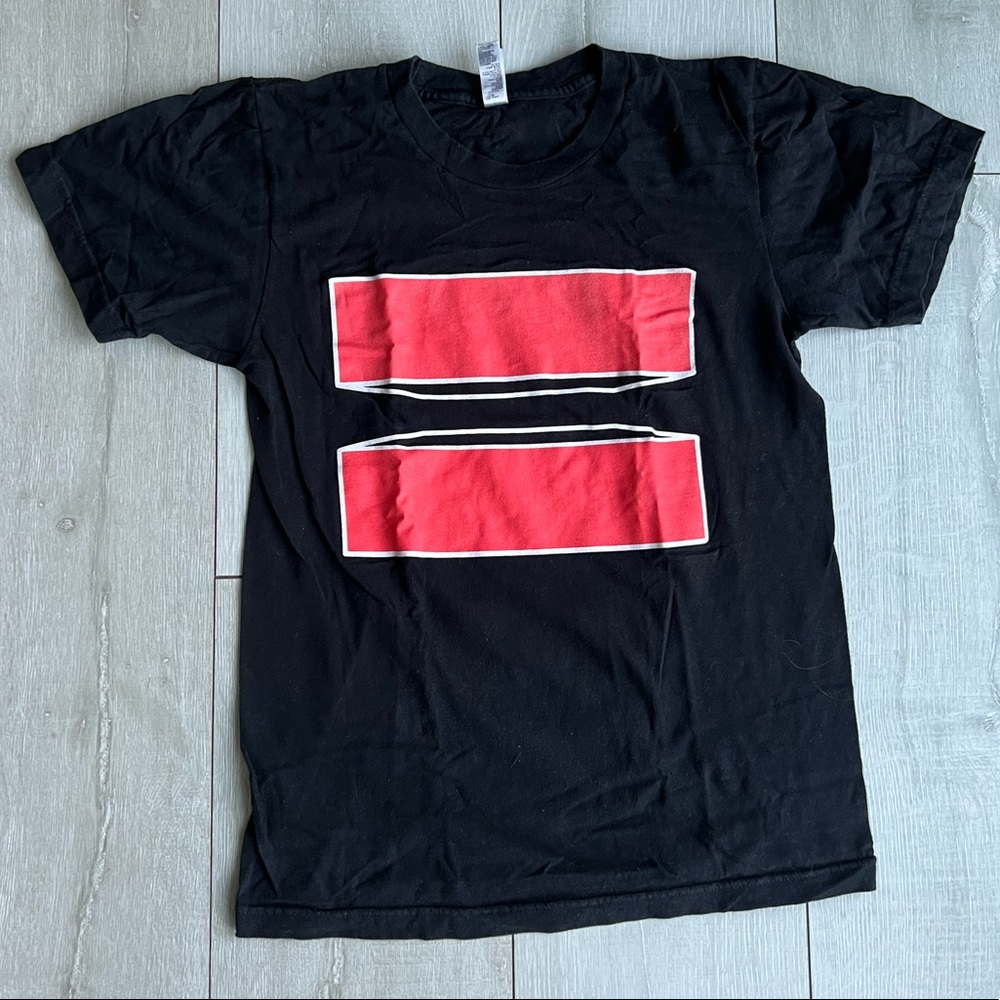 HRC (Human Rights Campaign) Pride Equality tshirt in black